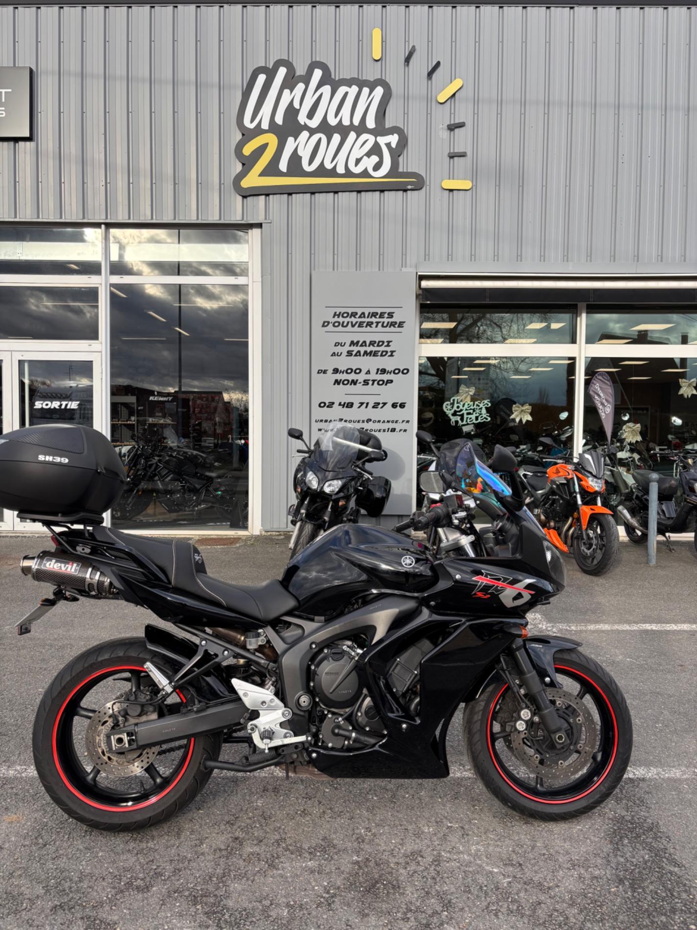 YAMAHA fz600 s